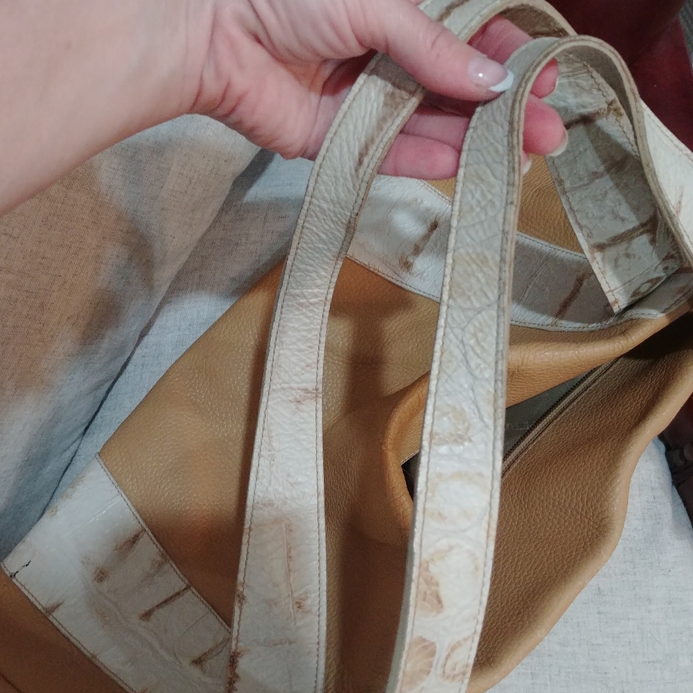 Petusco genuine Spanish leather tan & white double strap roomy handbag - Picture 8 of 10